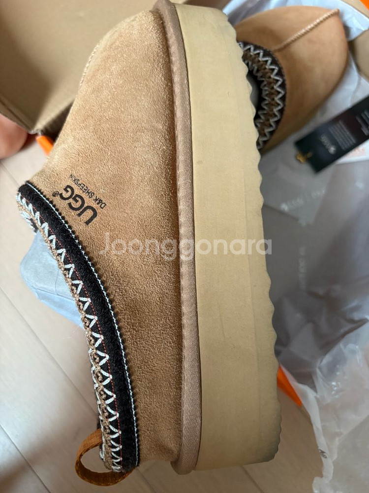 UGG 타스만 슬리퍼 정품 (새상품)--1