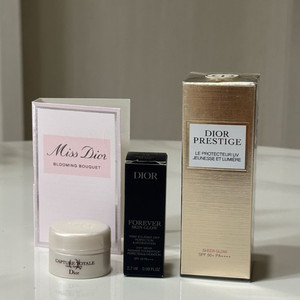 새상품 디올 프레스티지 르프로텍터 유브이 글로우 선크림