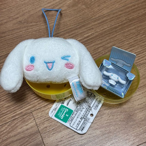 산리오 포켓몬 스티치 가챠 피규어