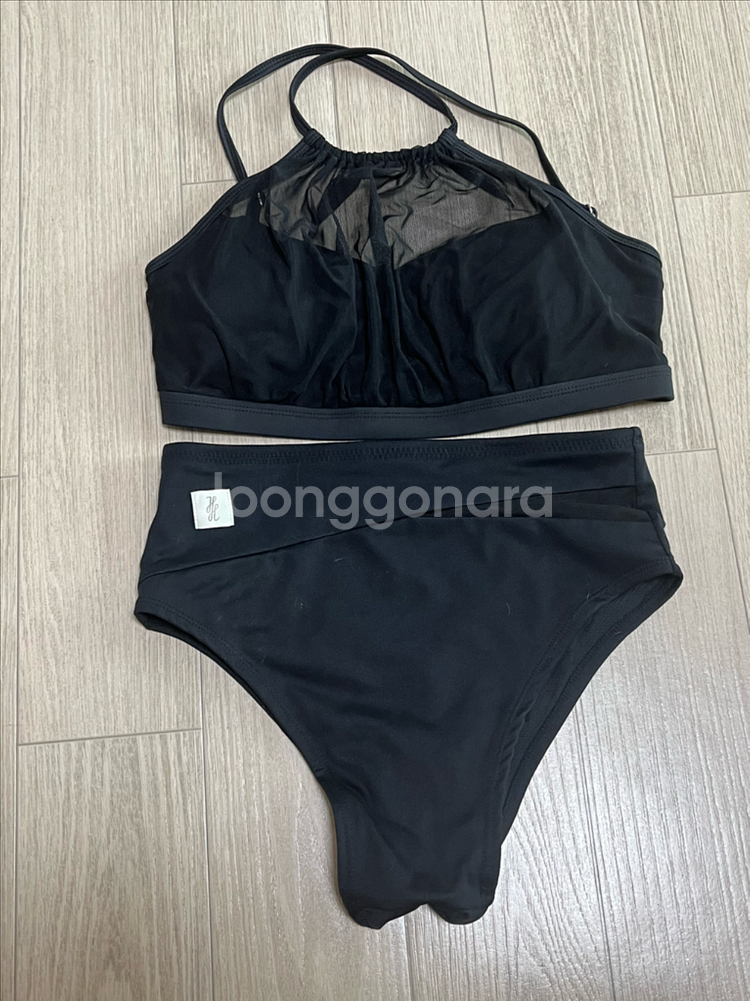 핫한 폴웨어 M사이즈--0