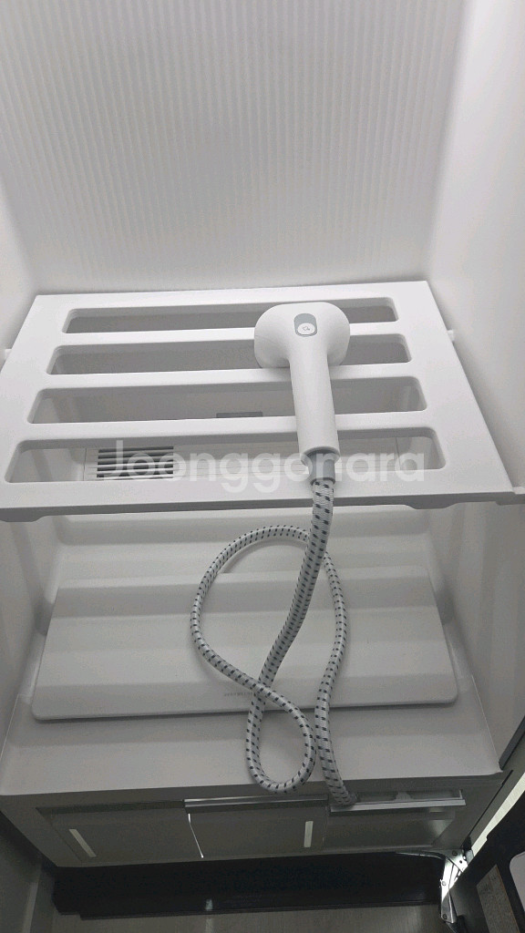 LG오브제 스타일러+다리미 SC5MBR80H 팝니다--3