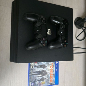 PS4 Pro 1TB 팝니다.