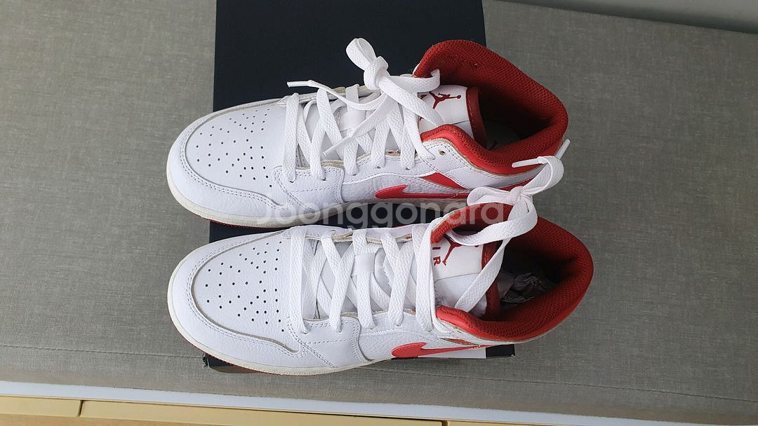 나이키 조던1 미드 듄레드 240,245 새상품--1