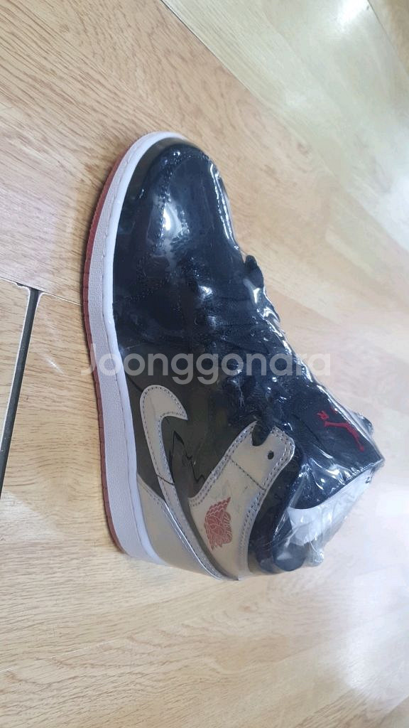 나이키 조던1 미드 킬로이 235mm 새상품--0