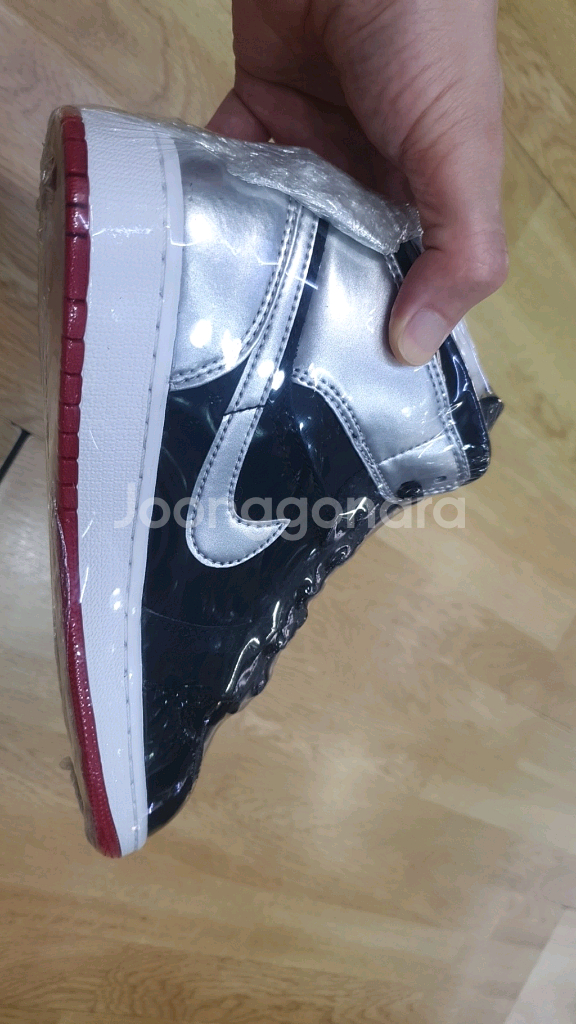 나이키 조던1 미드 킬로이 235mm 새상품--2