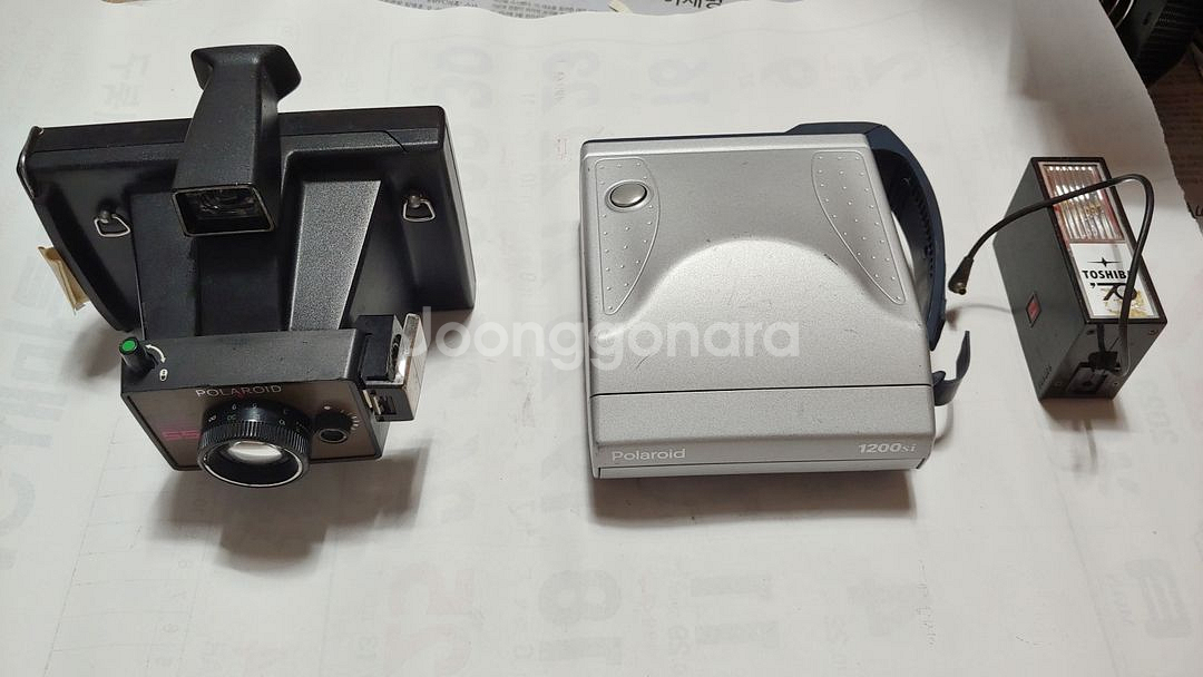 부품용 폴라로이드 카메라(Polaroid)2종 팝니다.--0