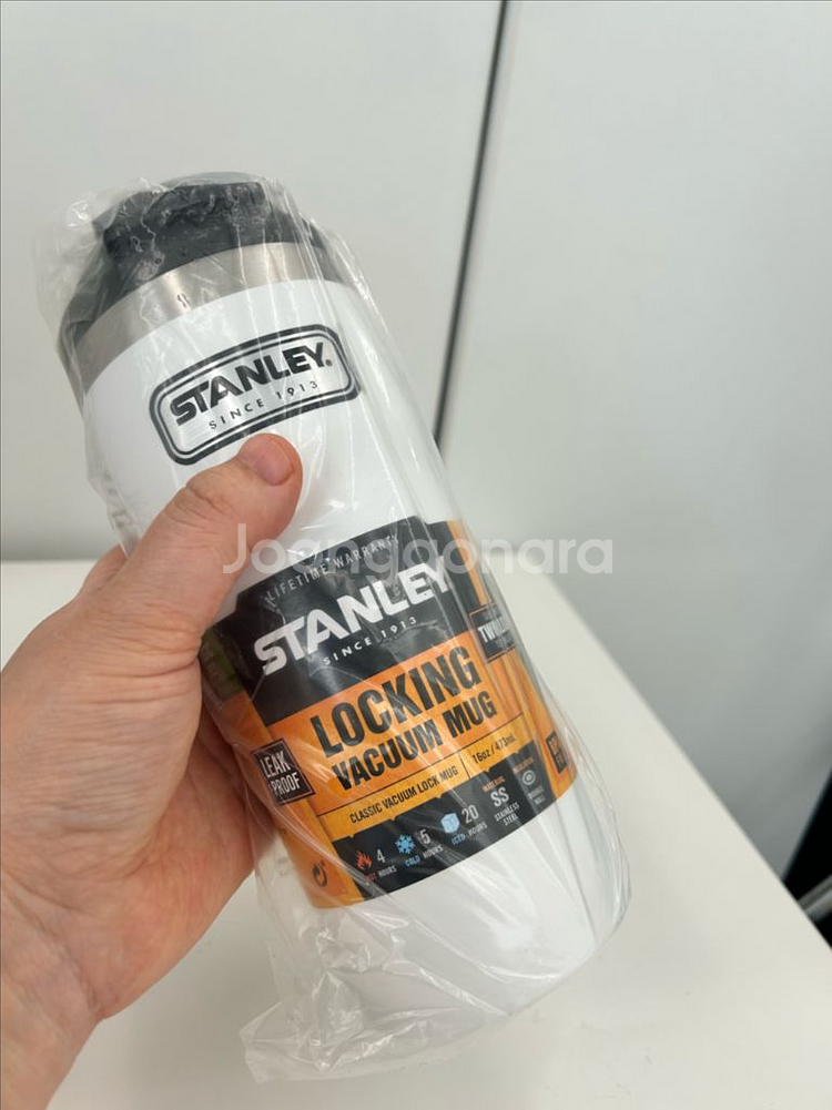 새상품 스탠리 클래식 원핸드 머그 473ml 화이트--0
