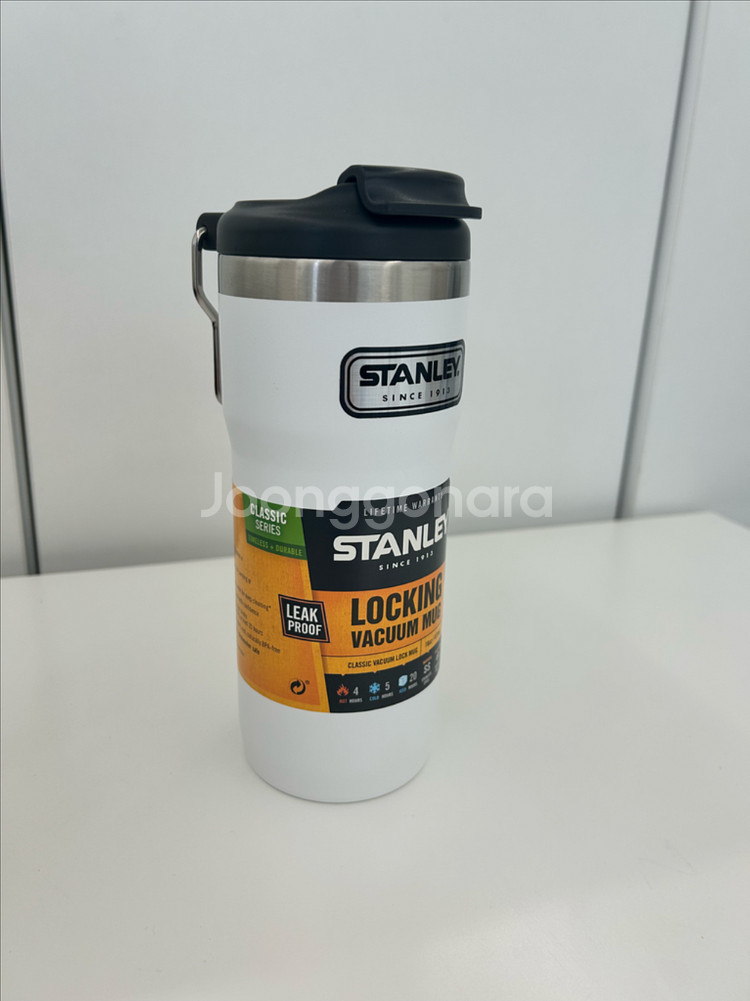 새상품 스탠리 클래식 원핸드 머그 473ml 화이트--3