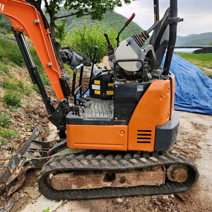 히타치 미니굴삭기(ZAXIS 17)