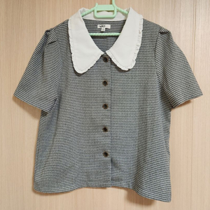 스파오 카라반팔트위드블라우스