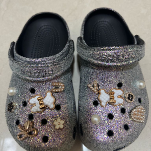 크록스 글리터 지비츠 장식