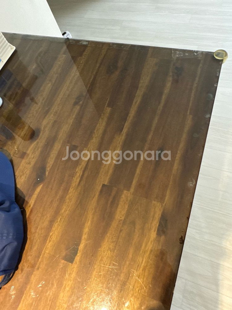 까사미아 원목 식탁 테이블 팝니다--1