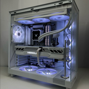 9800X3D/5070Ti NZXT 화이트 완/반본체
