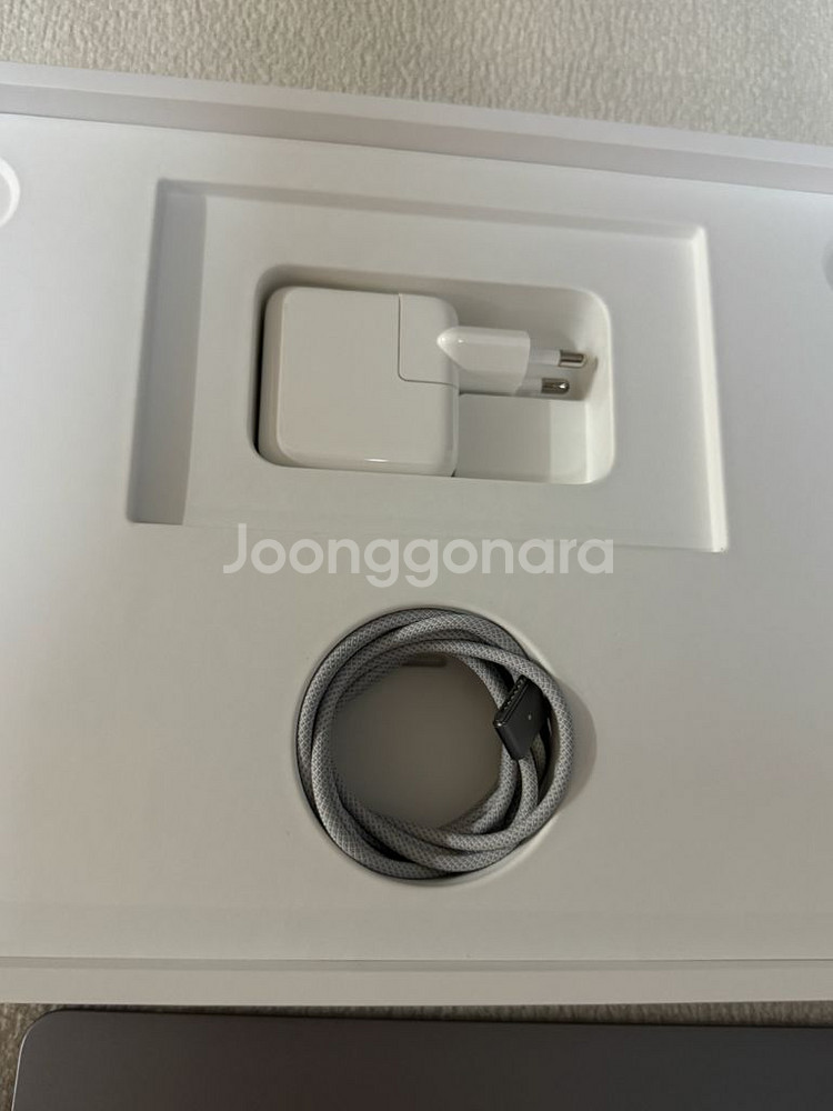맥북 에어 M2 스페이스그레이--1