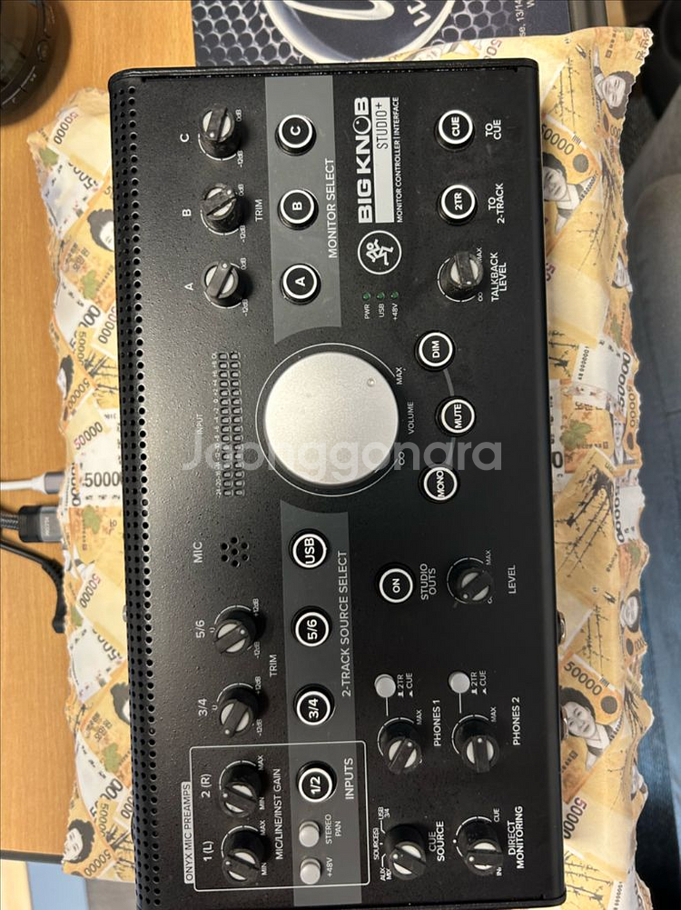 맥키 BigKnob(빅노브) Studio Plus--1