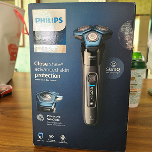 필립스 SkinIQ 7000 면도기