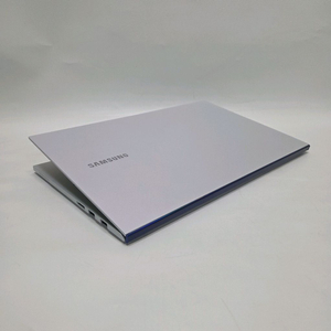 삼성 중고 노트북 이온 i5 슬림/초경량/SSD/윈11