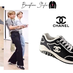 [BTS 뷔 착용] 샤넬 CC로고 스니커즈 42 팝니다