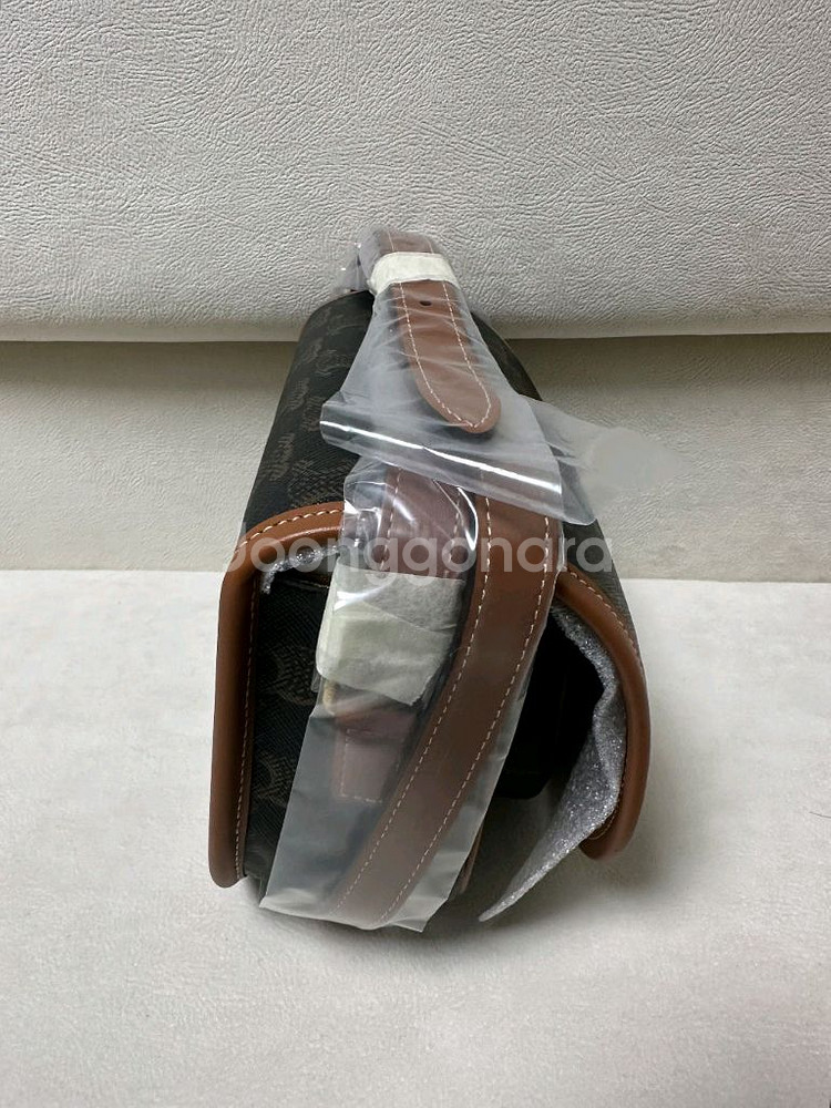 [새상품] 셀린느 폴코백--4