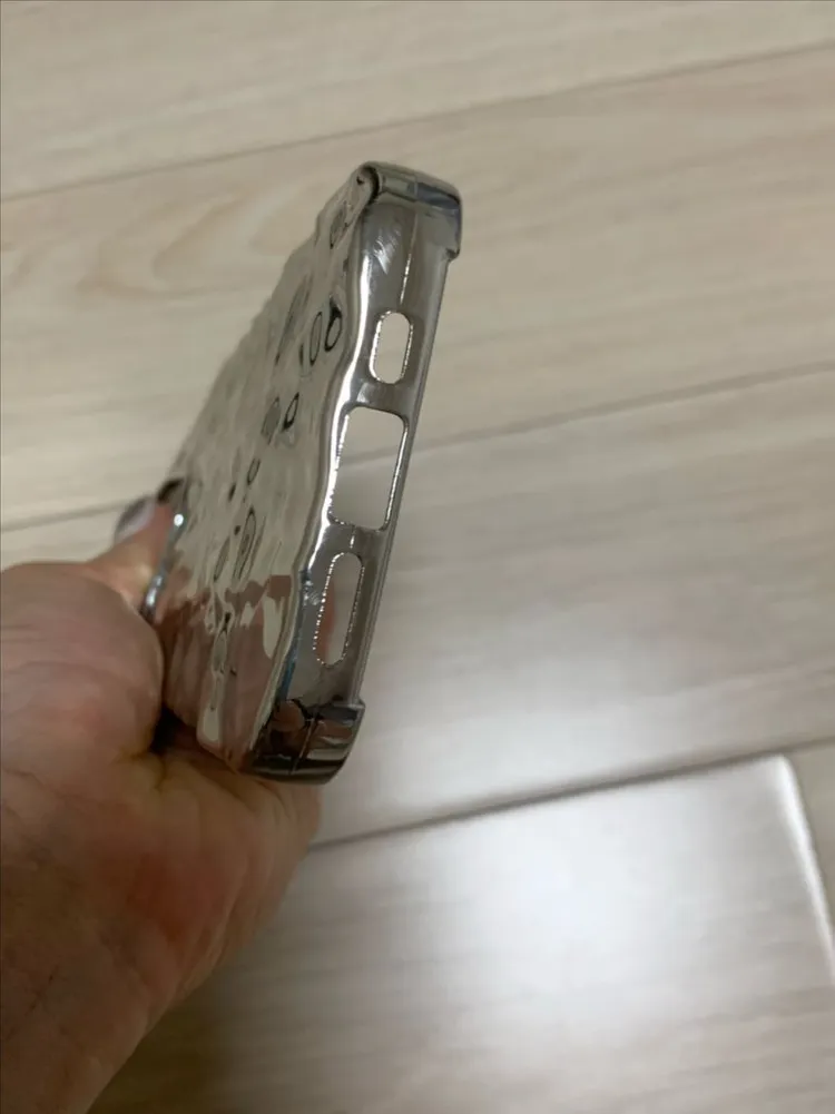 아이폰13pro 실버 케이스 이미지