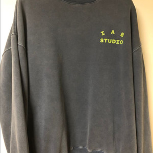 아이앱스튜디오 피그먼트 맨투맨 L사이즈