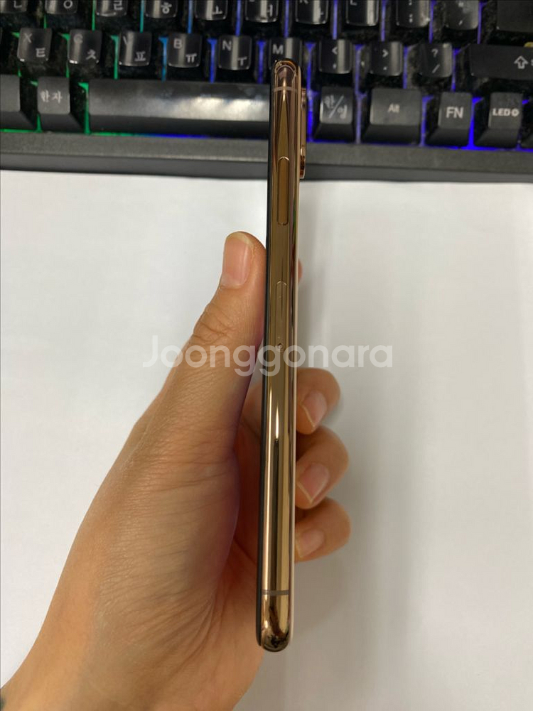 아이폰XS 골드 SS급 64GB 무잔상 배터리성능100--5