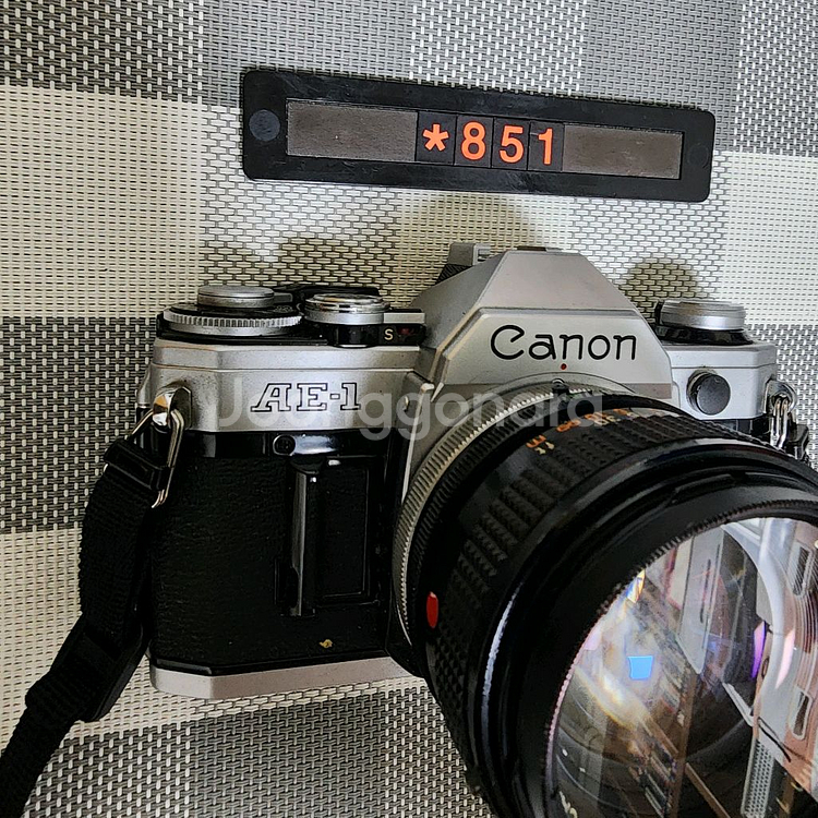 캐논 AE-1 필름카메라 실버바디 1.4 단렌즈--1