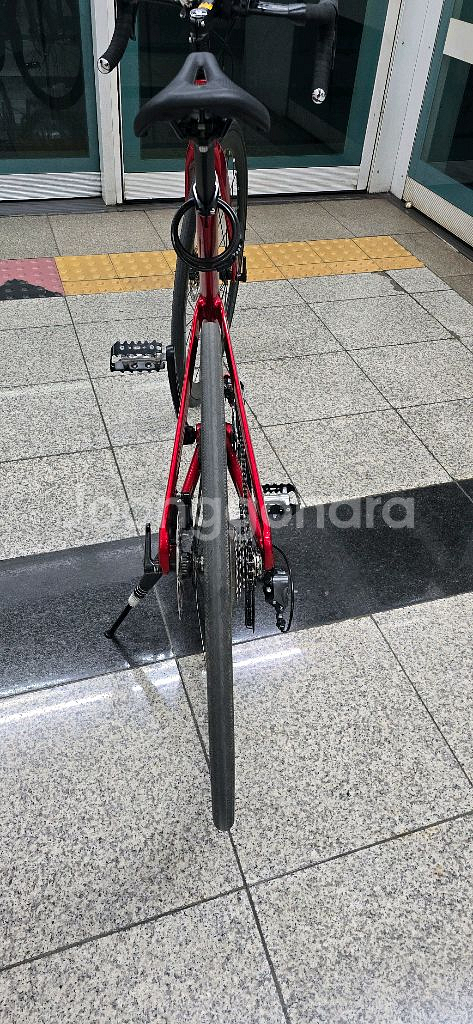 엘파마 디스크 로드 자전거 팝니다--4