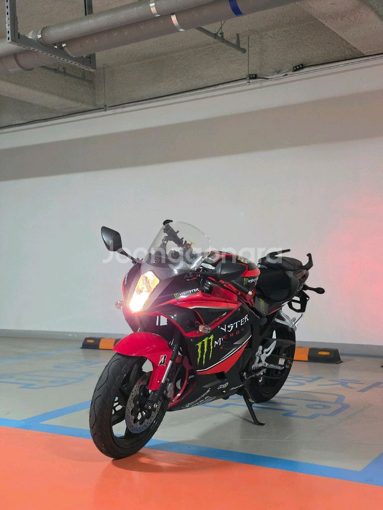 코멧250rc 2017년식 4000km S급--0