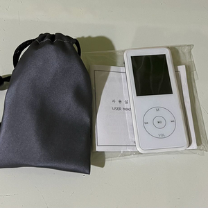 쉬크 MP3 U10-8GB 팝니다.