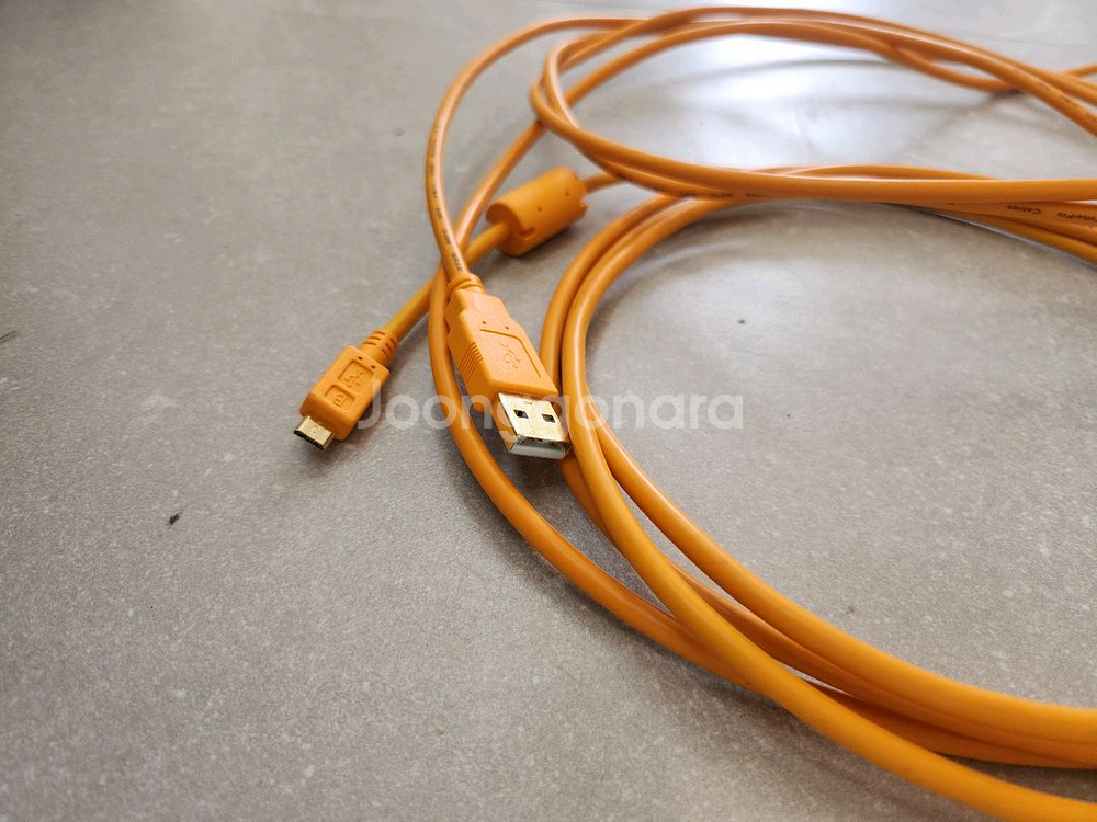 테더툴스Pro USB 케이블 5핀--0