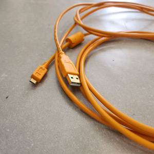 테더툴스Pro USB 케이블 5핀
