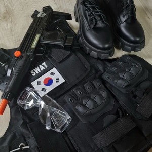 졸업사진 특공대 조끼 및 반장갑& 고글 & 워커 대여