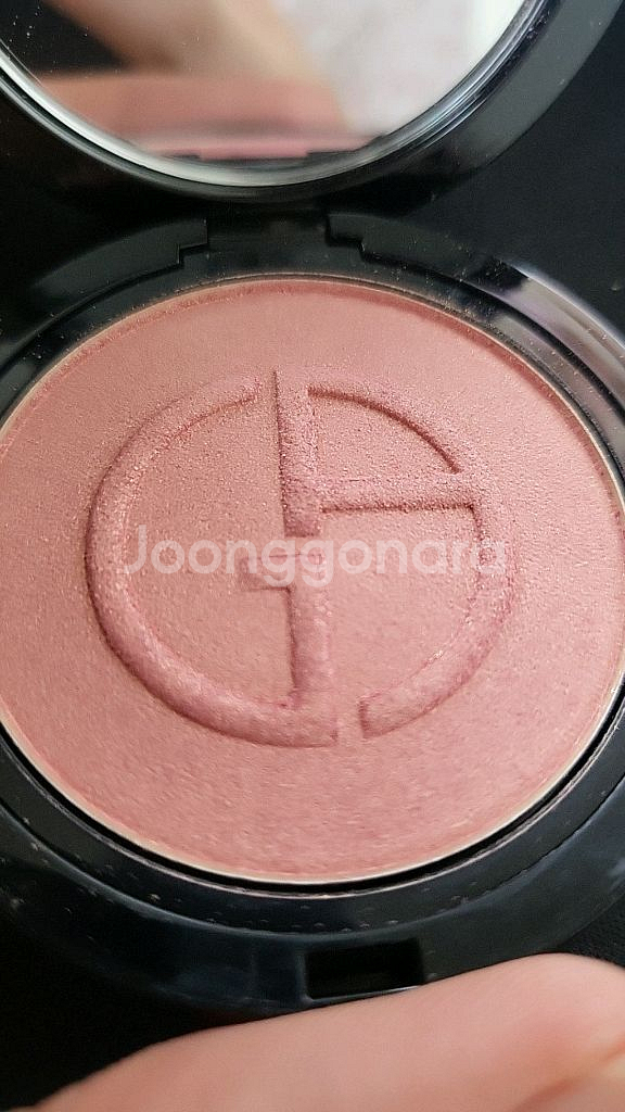 조르지오 아르마니 루미너스 실크 글로우 50 블러셔--1