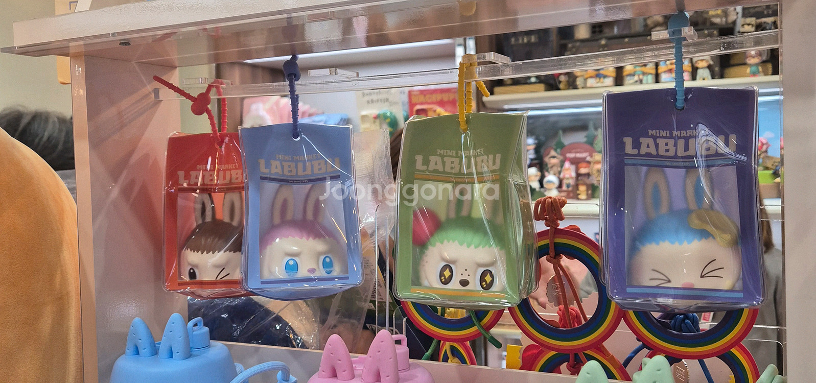 라부부 Labubu wacky mart 시리즈 1box--1