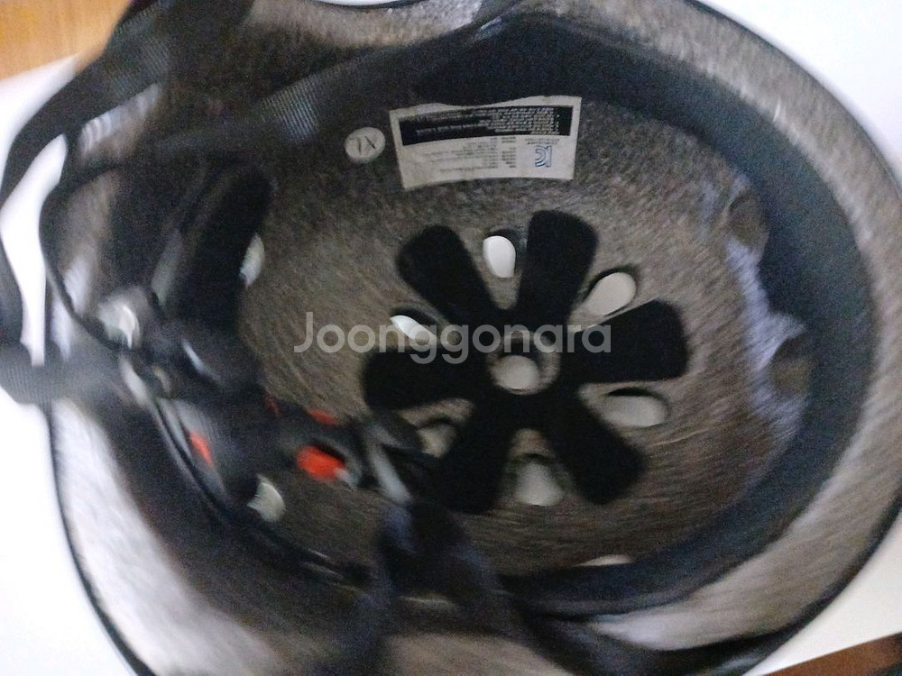 애몰라이트 자전거 인라인 헬멧 MH02 후미등 있음--5