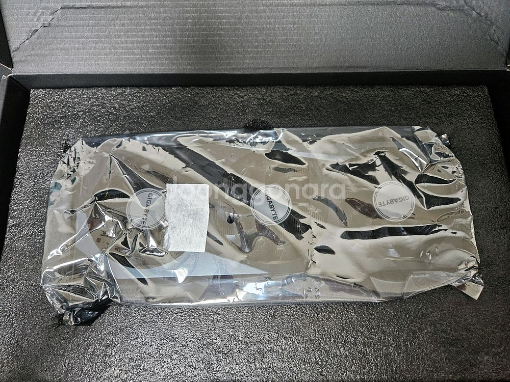 기가바이트 RTX 3070 GAMING OC 8G--4