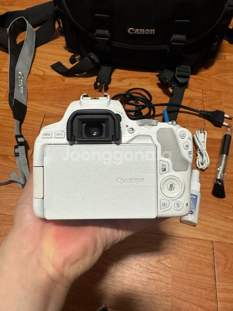 캐논 200d2(화이트) 팝니다--5
