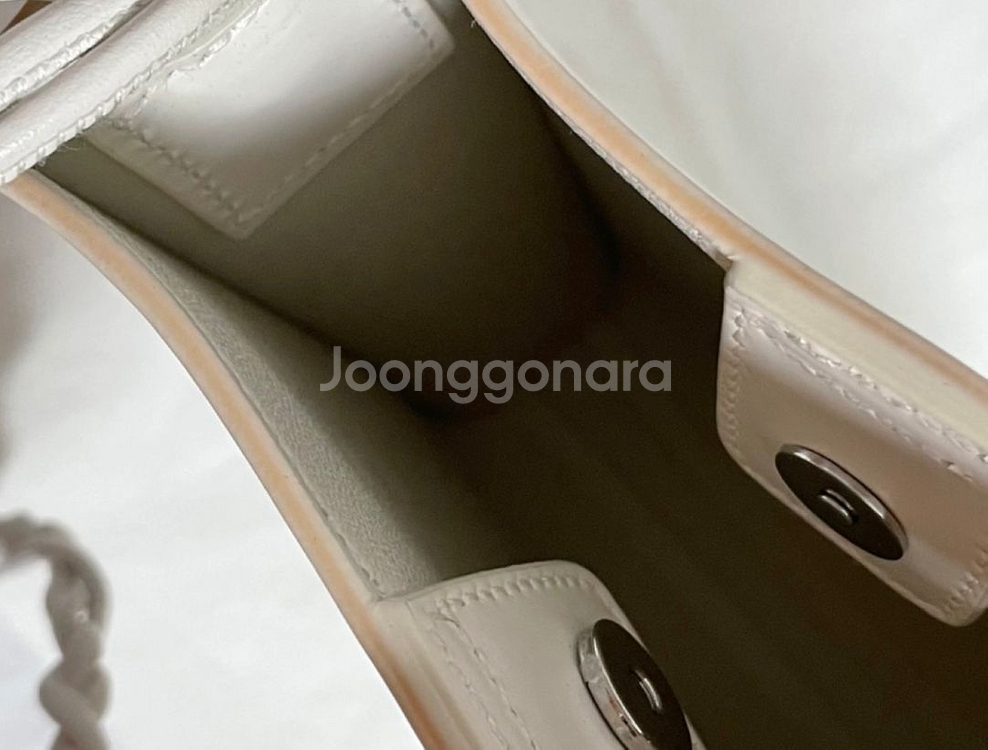 질샌더 탱글백 스몰 화이트--6