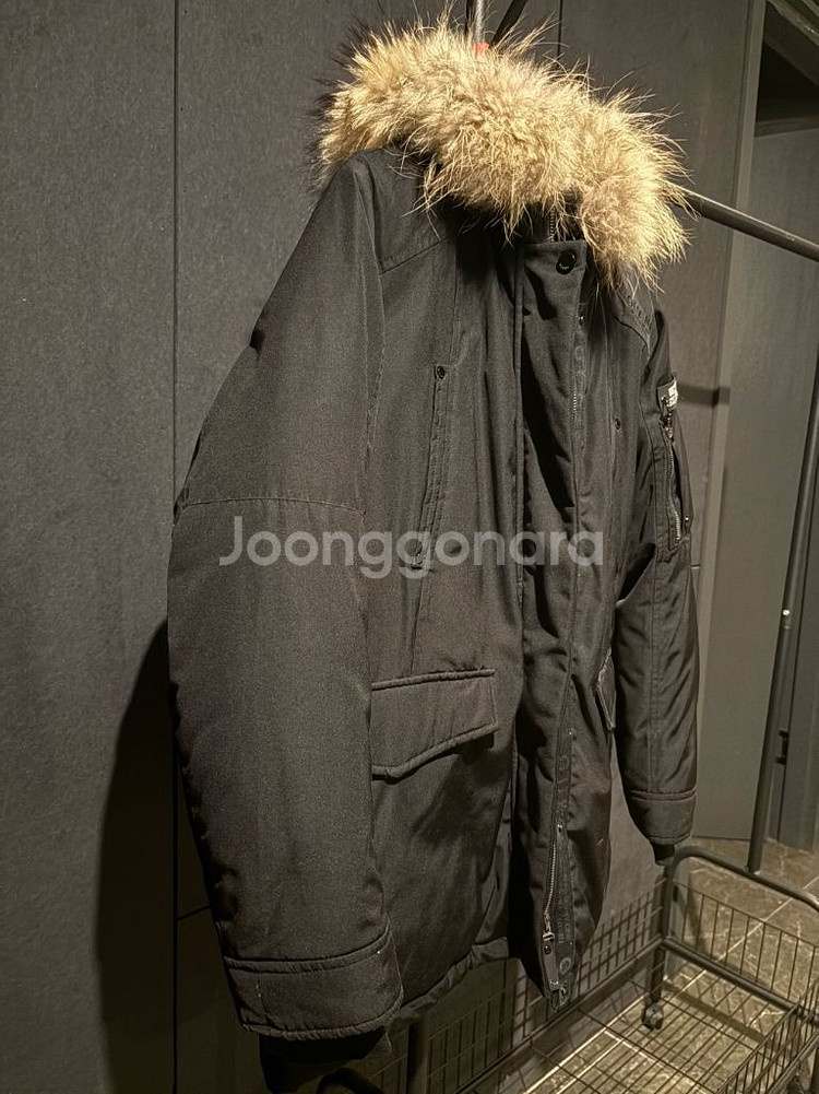 [중고]게스 여성 패딩 (M)--2