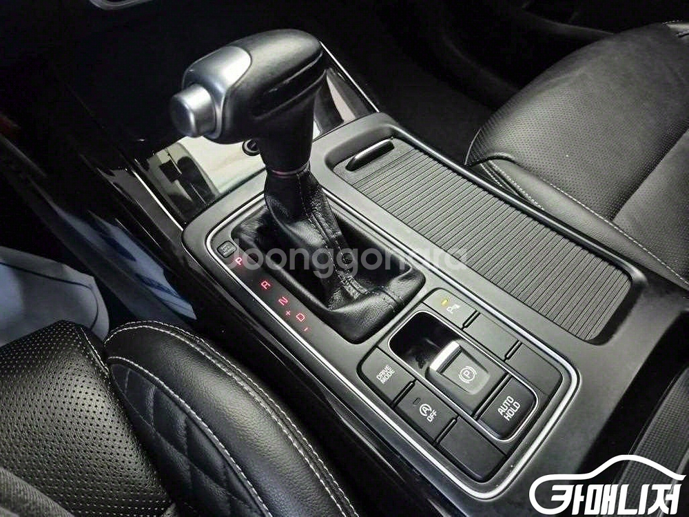 [기아]더 뉴 쏘렌토 디젤 2.2 2WD 노블레스 스페--7