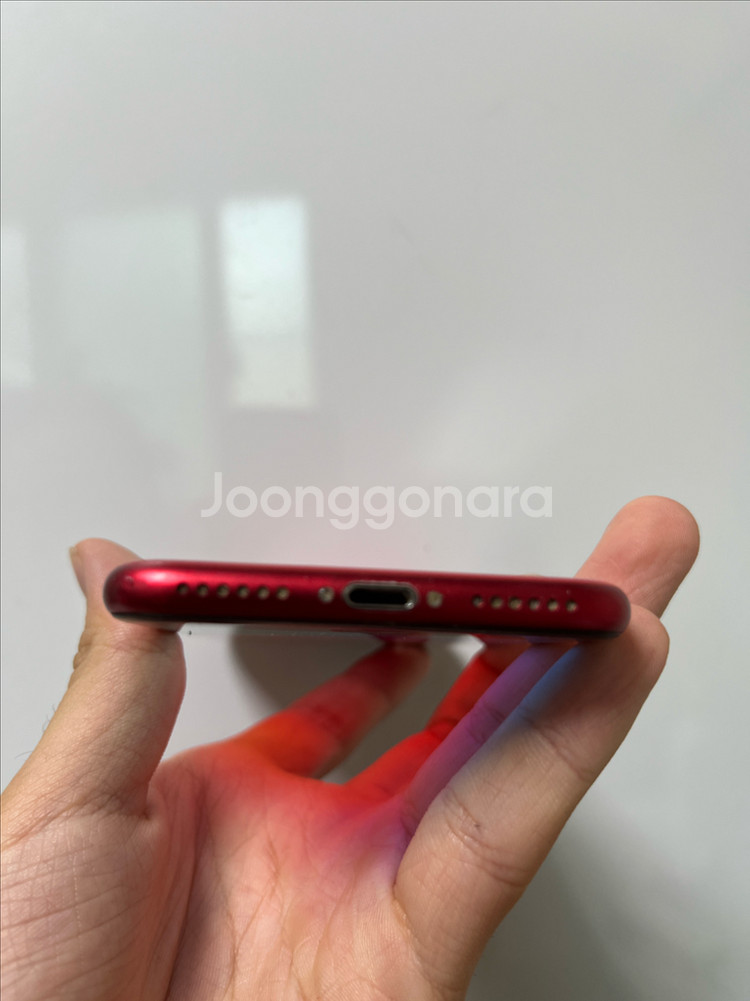 아이폰 se2 상태좋음 레드색상--2