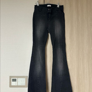 애즈온 부츠컷슬림팬츠 (블랙)