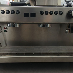 씨메00 씨메제로 커피머신 팝니다.2023년식