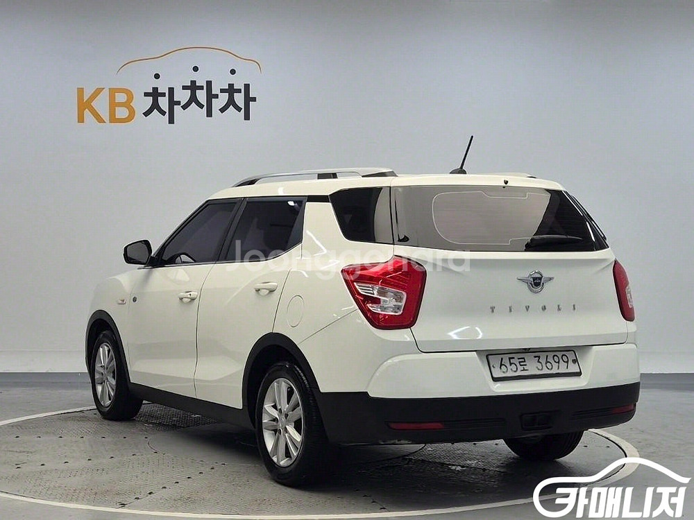 [KG모빌리티(쌍용) ]티볼리 에어 2WD 디젤 1.6--1