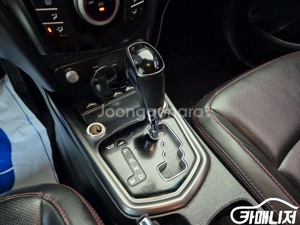 [KG모빌리티(쌍용) ]티볼리 에어 2WD 디젤 1.6--7