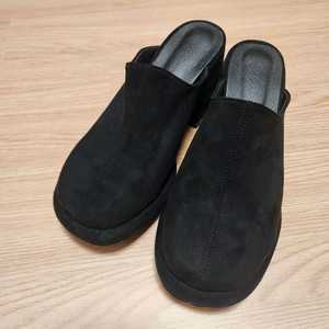 스웨이드 뮬 구두 굽 7.8cm 240mm