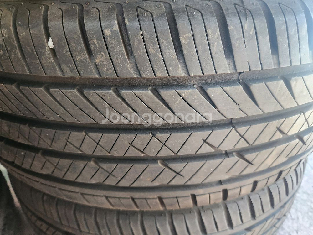 215 45 17 한국타이어 라우펜--2