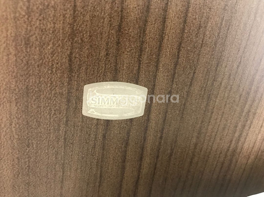 시몬스 퀸 침대 (뷰티레스트 매트리스 + 프레임)--3