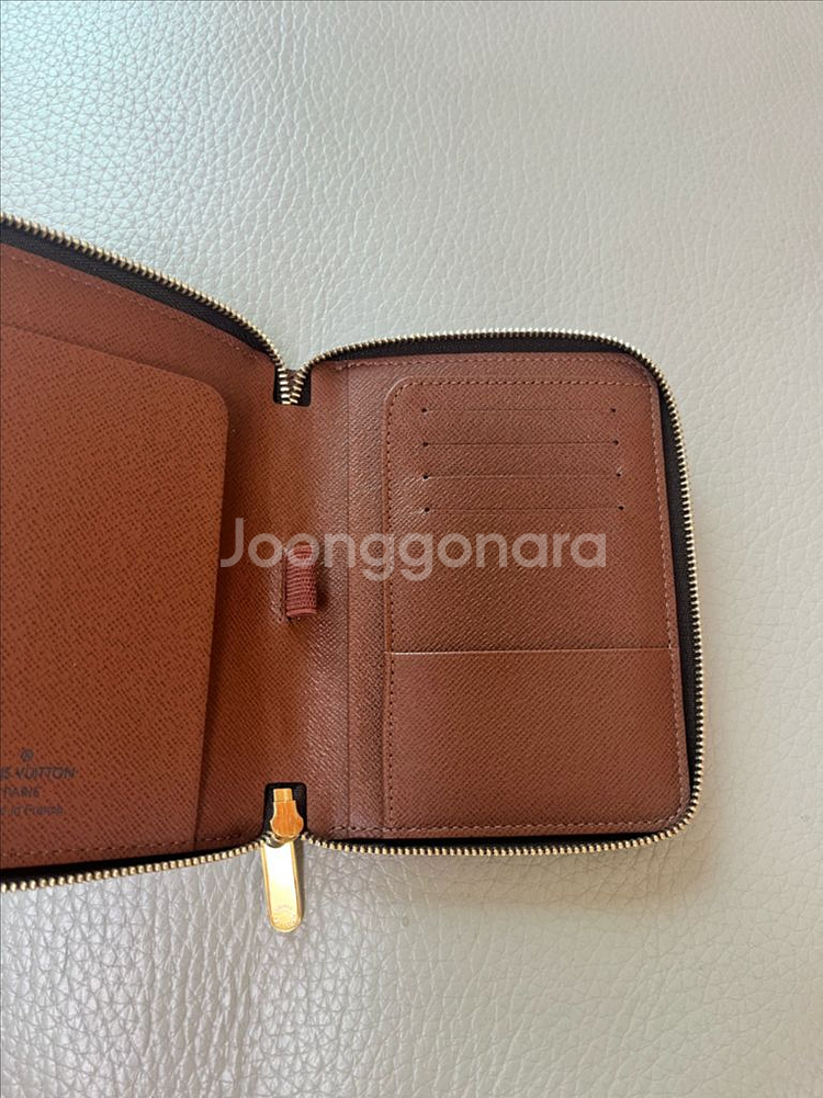정품 루이비통 모노그램 여권지갑--3